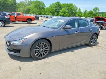 2020 Maserati Ghibli ZAM57YTA6L1355396