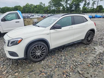 2018 Mercedes-Benz GLA-Class WDCTG4GBXJJ381062