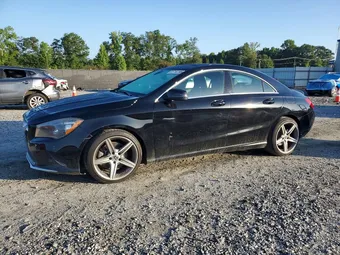 2018 Mercedes-Benz CLA-Class WDDSJ4EB3JN671096