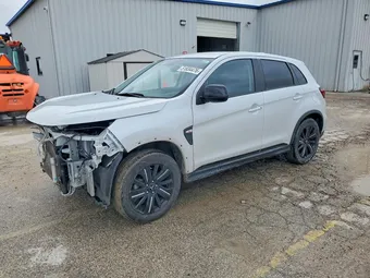 2022 Mitsubishi Outlander JA4APUAU7NU016862