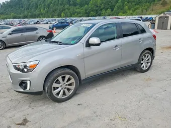 2015 Mitsubishi Outlander 4A4AR4AU2FE040121