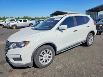 2017 Nissan Rogue KNMAT2MV4HP523733