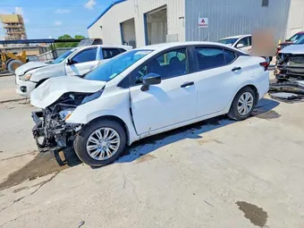 2020 Nissan Versa 3N1CN8DV0LL890691