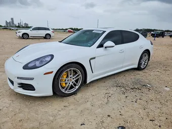 2015 Porsche Panamera WP0AA2A78FL002109