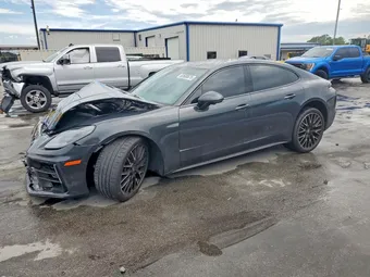 2025 Porsche Panamera WP0AA2YA7SL011380