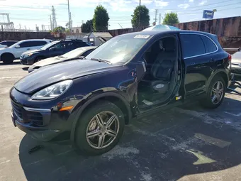 2015 Porsche Cayenne WP1AB2A28FLA56123