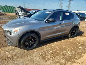 2020 Alfa Romeo ZASPAKAN8L7C91447