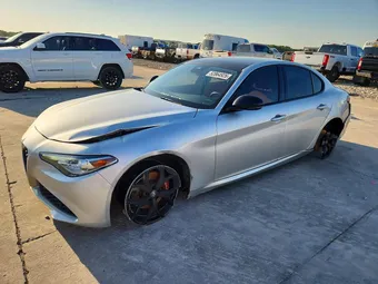 2021 Alfa Romeo ZARFAMBN0M7639733