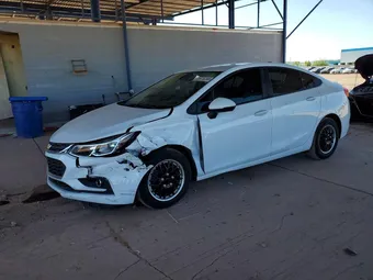 2018 Chevrolet Cruze 1G1BC5SM2J7240911