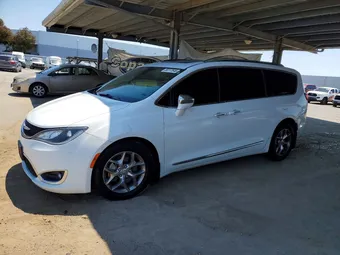 2018 Chrysler Pacifica 2C4RC1GG2JR170892 Lot 58117646