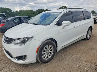 2017 Chrysler Pacifica 2C4RC1BG5HR739302 Lot 58742636