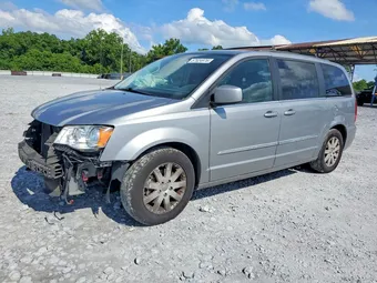 2016 Chrysler Town & Country 2C4RC1BG4GR300039