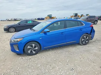 2018 Hyundai Ioniq KMHC75LC8JU074865