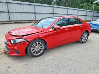 2019 Mercedes-Benz A-Class WDD3G4EB3KW034269