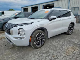 2022 Mitsubishi Outlander JA4J4VA80NZ005013