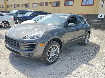 2016 Porsche Macan WP1AB2A55GLB40847