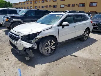 2019 Subaru Outback 4S4BSANC3K3236019