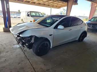 2026 Tesla Model Y 7SAYGDEE8TF438574 Lot 56983066
