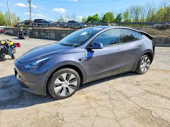 2023 Tesla Model Y 7SAYGDEEXPF884005