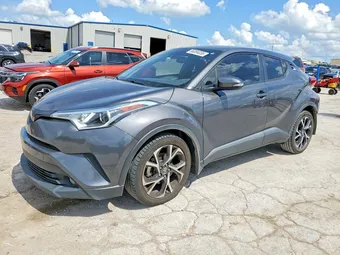 2018 Toyota C-HR NMTKHMBX2JR047417