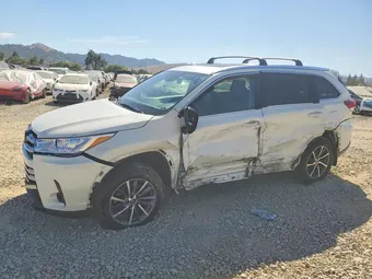 2018 Toyota Highlander 5TDJZRFH3JS842129 Lot 59741626