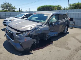 2022 Toyota Highlander 5TDFZRBH1NS230514 Lot 57748936