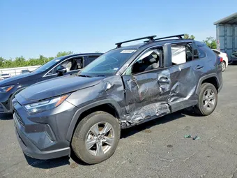 2025 Toyota RAV4 2T3W1RFVXSW383703 Lot 52652656