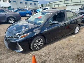 2022 Toyota Prius Prime JTDKAMFP9N3215657