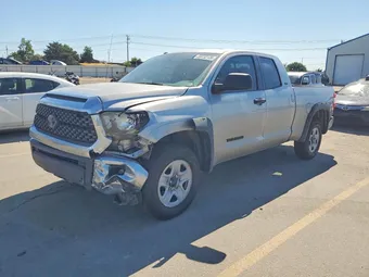 2018 Toyota Tundra 5TFUM5F10JX079262