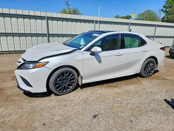 2018 Toyota Camry 4T1B61HK4JU137435 Lot 46624756