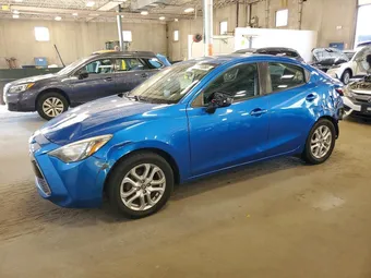 2017 Toyota Yaris 3MYDLBYV7HY162375