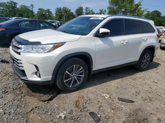 2019 Toyota Highlander 5TDJZRFH2KS570092