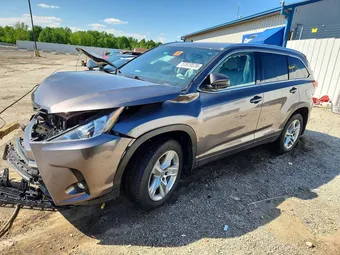 2019 Toyota Highlander 5TDDZRFH8KS992848 Lot 51879526