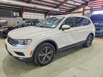 2019 Volkswagen Tiguan 3VV2B7AX0KM191184