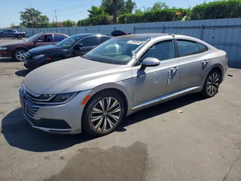 2019 Volkswagen Arteon WVWCR7AN6KE024976