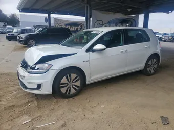 2017 Volkswagen e-Golf WVWKR7AU2HW953701