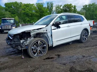 2023 Volkswagen Tiguan 3VV4B7AX6PM016521