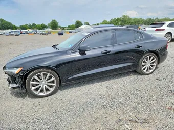 2020 Volvo S60 7JRA22TK9LG049461