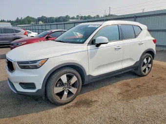 2019 Volvo XC40 YV4162UK5K2127597