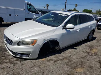 2015 Volvo V60 YV140MEBXF1208094