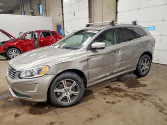 2015 Volvo XC60 YV4902RK0F2635155