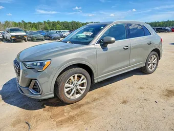 2022 Audi Q3 WA1DECF33N1114060