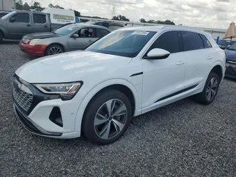 2024 Audi Q8 WA15AAGE5RB032111