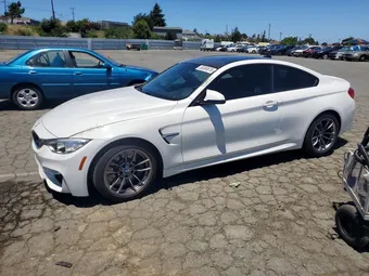2015 BMW M4 WBS3R9C58FK330070