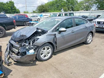2018 Chevrolet Cruze 1G1BE5SM2J7204758