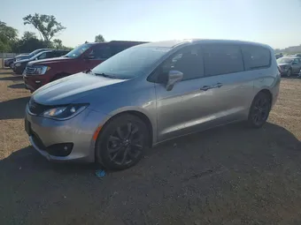 2018 Chrysler Pacifica 2C4RC1FG5JR272883 Lot 61293166