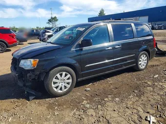 2015 Chrysler Town & Country 2C4RC1BG8FR639093