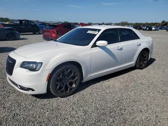 2019 Chrysler 300 2C3CCABG3KH708122