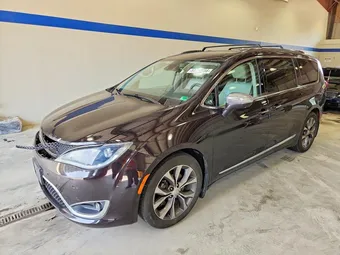 2017 Chrysler Pacifica 2C4RC1GG2HR544590 Lot 57001656