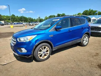 2018 Ford Escape 1FMCU9H91JUB63402
